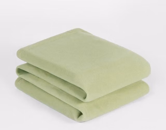 OHS Wholesale 10 Pack Plain Fleece Sofa Throw Blankets in Light Green, W/D: 120 x 150 cm