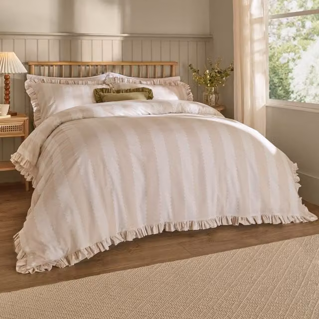 Birdie Stripe Ruffle Reversible Cotton Duvet Cover Set in Beige and Yellow, 180 x 200 cm
