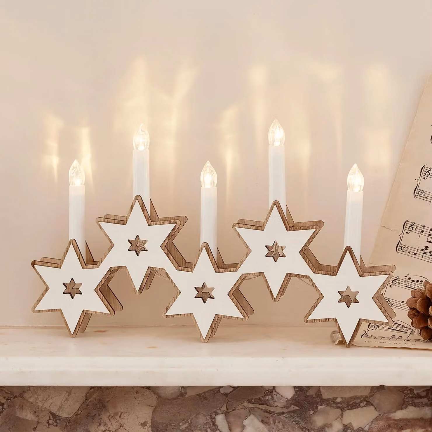 Lights4fun White Wooden Star LED Candle Bridge Christmas Decoration, H: 18 cm – 1