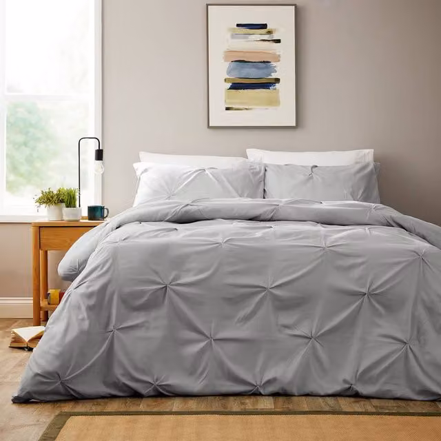 New Edge Blinds Grey Pintuck Duvet Set, W: 180 cm x L: 200 cm