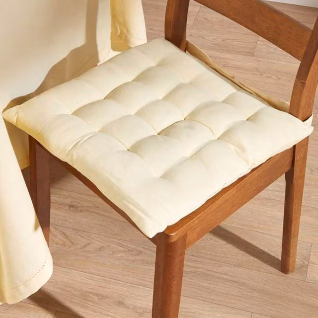 Homescapes Square Cotton Seat Pad with Ties in Beige and Yellow