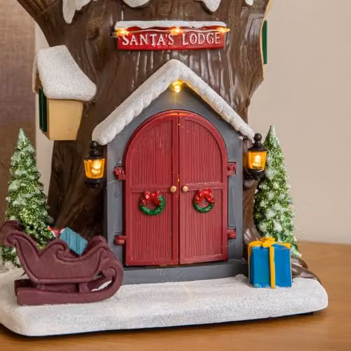 Samuel Alexander Santa’s Lodge Christmas Village Scene with Multi-Colour LEDs, 25 cm – 3