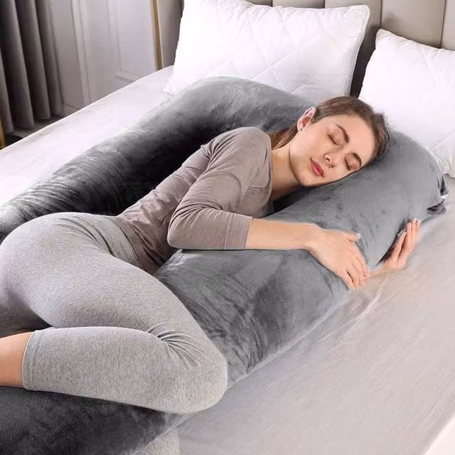 PAWNORA G Shaped Pregnancy Pillow in Light Grey