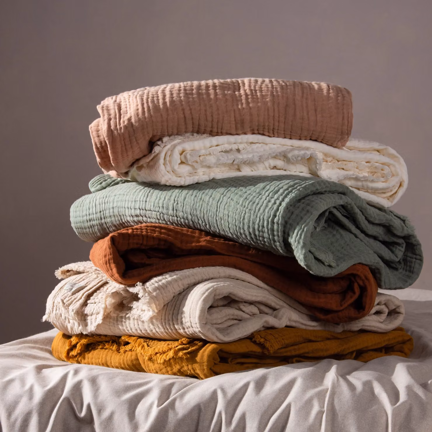 Riva Home Yard Lark Woven Cotton Muslin Throw with Fringes, Green, W/D/H: 240 x 260 cm – 4