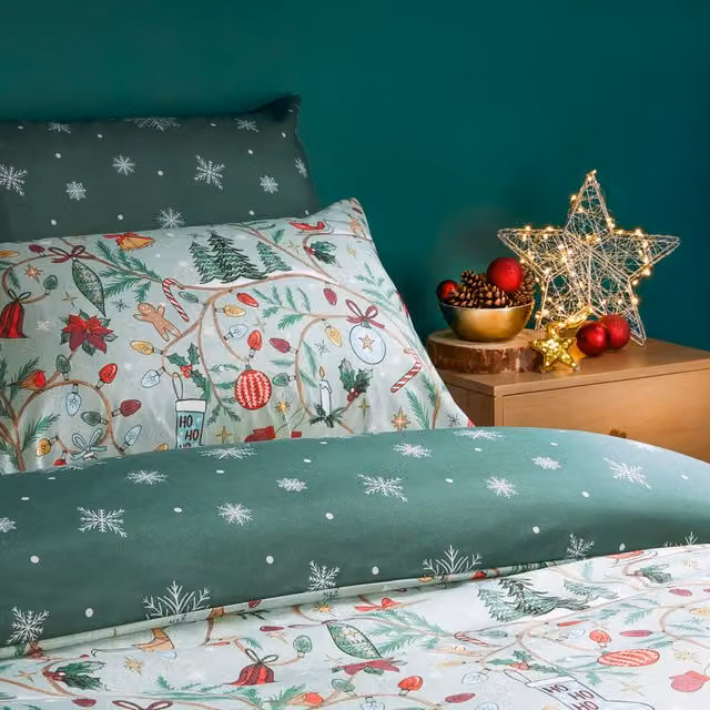 Noelle Ultra Soft Touch Reversible Duvet Cover Set, Green, 180 x 200 cm