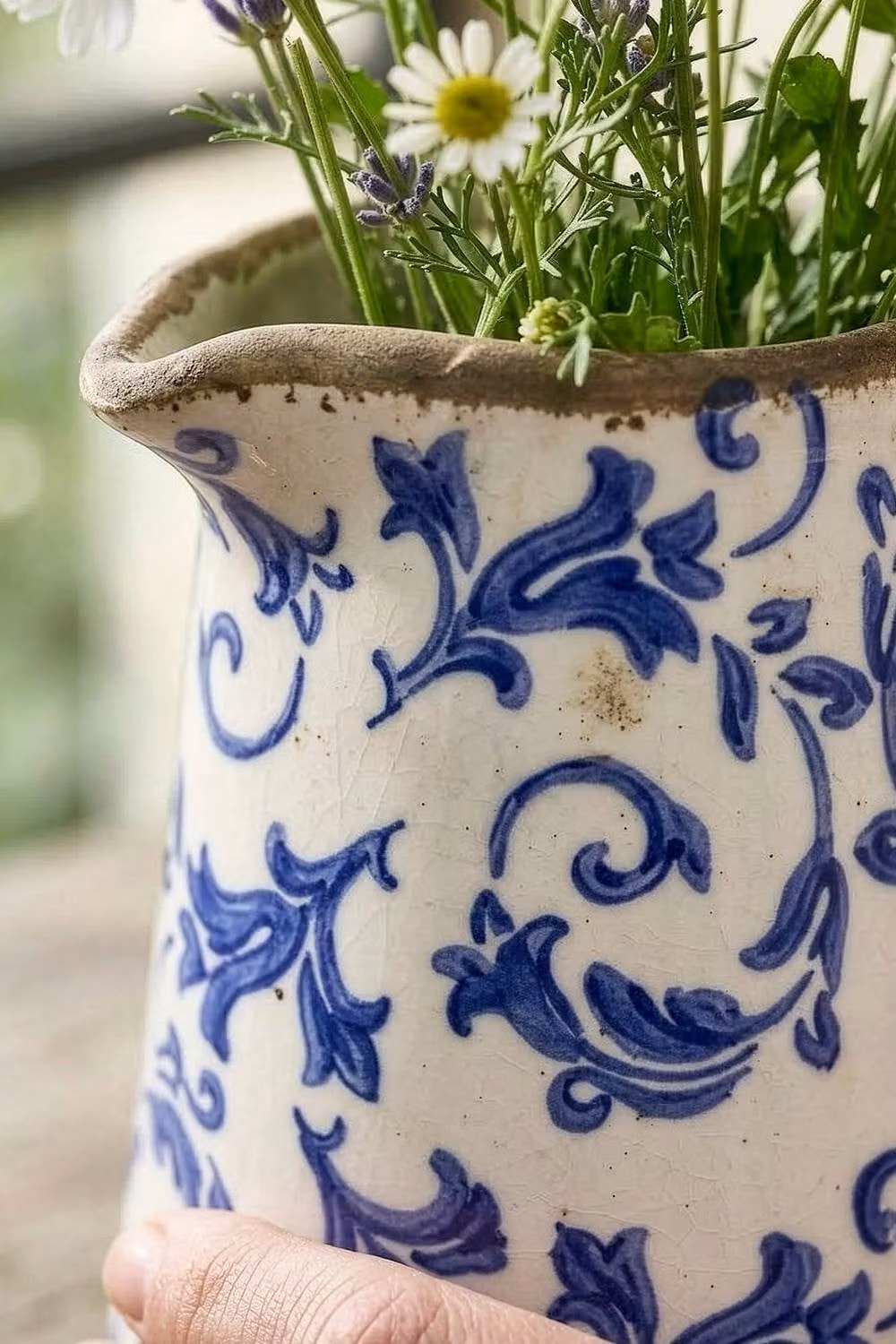 Dibor Set of 2 Solene Blue Botanical Ceramic Pitcher Jugs in Cream and Beige – 3