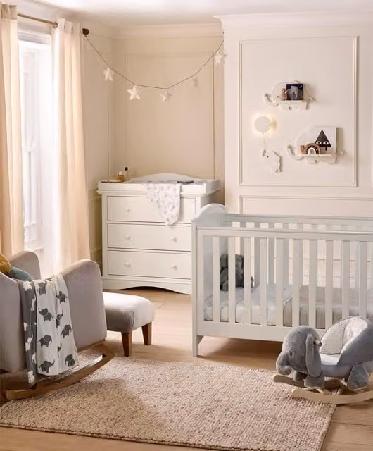 Mamas & Papas Flyn 2 Piece Cotbed and Dresser Changer Set in White