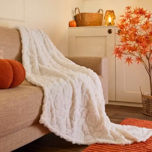 OHS Tufted Pumpkin Fleece Throw Blanket in Cream, W: 130 cm, L: 160 cm