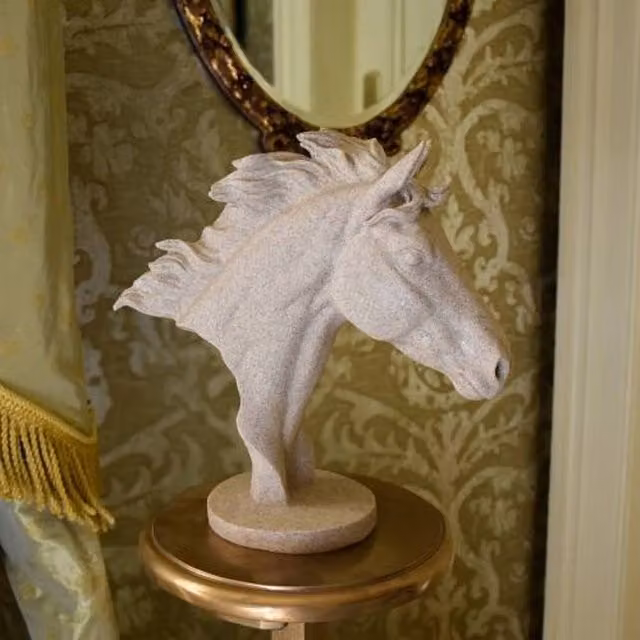 Madison & Mayfair Beige Stone Effect Horse Head Tabletop Sculpture – 1