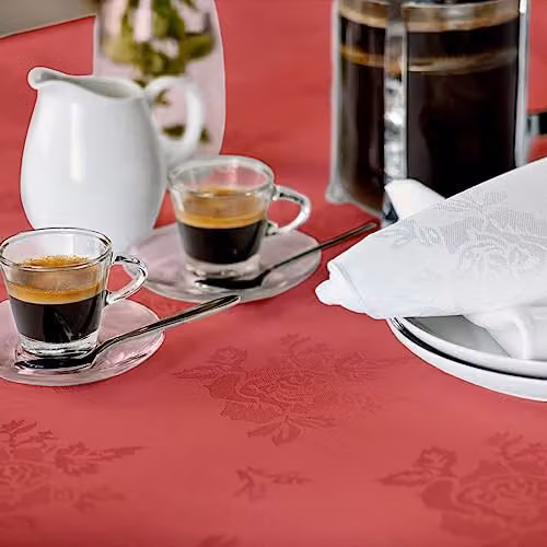 Vision Linens Red Floral Rose Design Polyester Rectangular Tablecloth W/D: 137 x 178 cm – 2