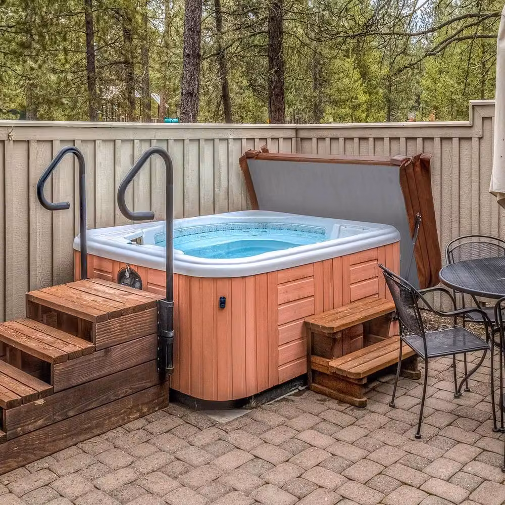 Monstershop Thermal Rectangular Hot Tub Spa Cover, Brown in Terracotta, W: 200 cm, D: 200 cm, H: 10 cm – 3
