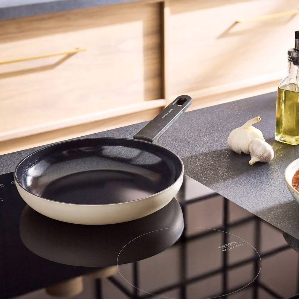 Morphy Richards Ceramic Frying Pan in Beige, Diameter: 24 cm – 10