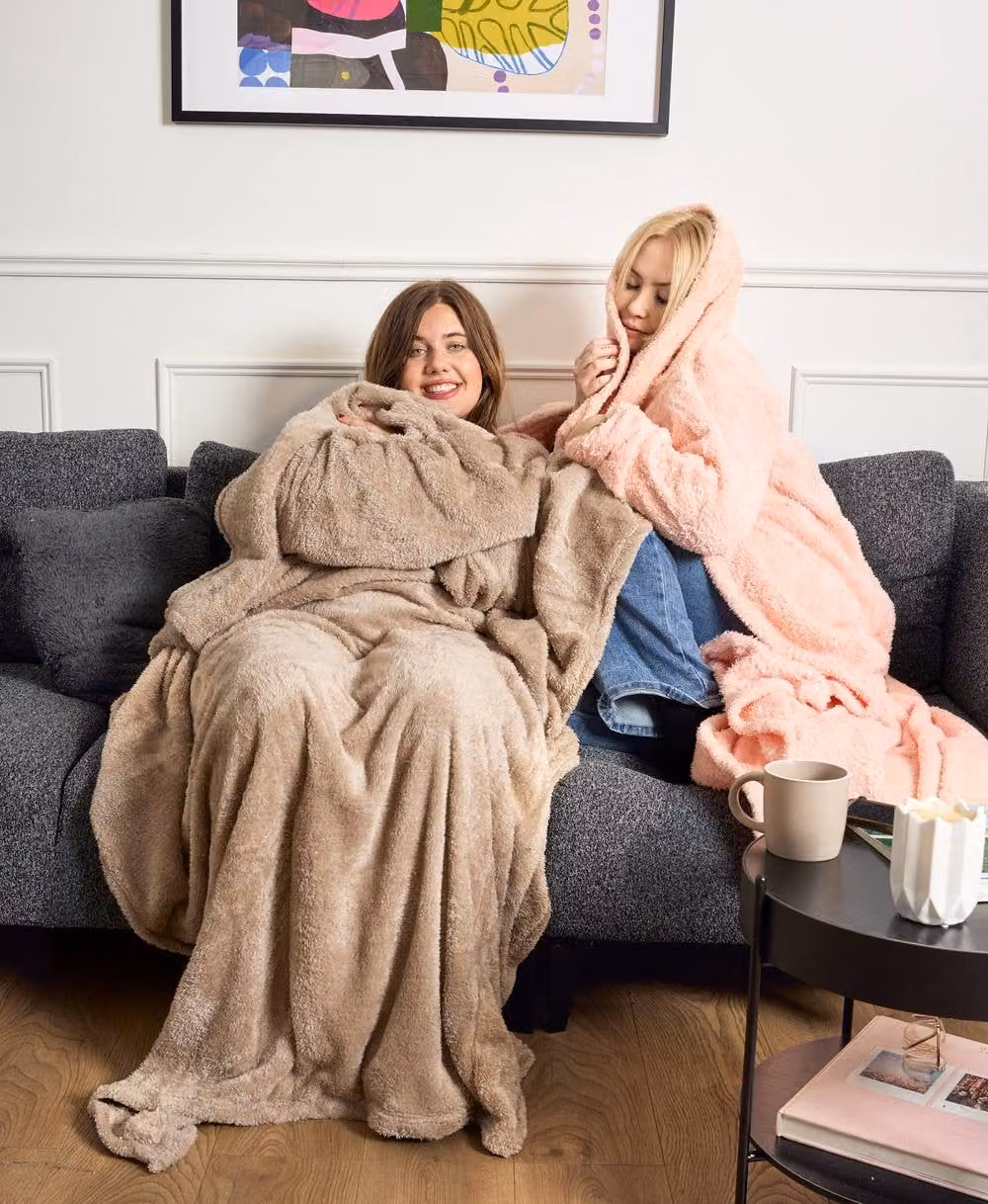 Bravich LTD Snuggle 2 In 1 Super Soft Fleece Wearable Blanket Cushion with Sleeves in Camel – 6