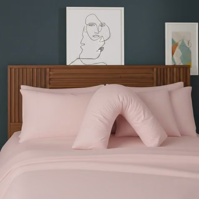 Snug City V Shape Maternity Pillowcase in Pink Polycotton – 1