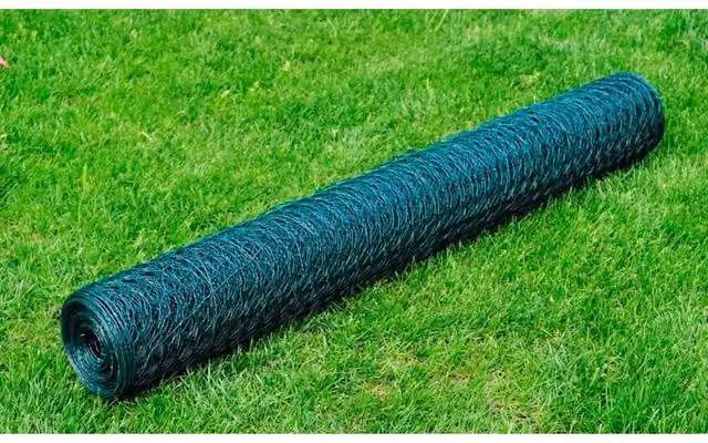Berkfield Home Green PVC Coated Galvanised Steel Chicken Wire Fence, 25 x 0.5 m