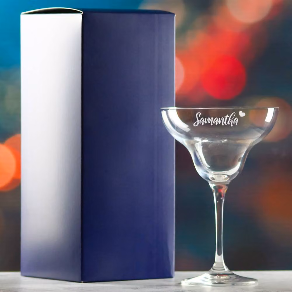 Uniqueful Personalised Infinity Margarita Cocktail Glass with Heart Design in Clear Glass – 2