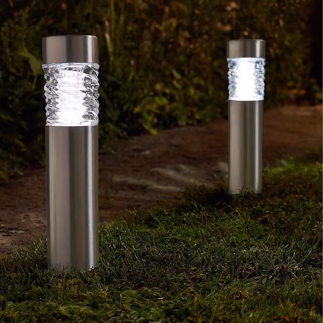 Garden Mile Set of 4 Solar Bollard Stake Lights in Silver with Dusk Sensor and Stainless Steel Finish