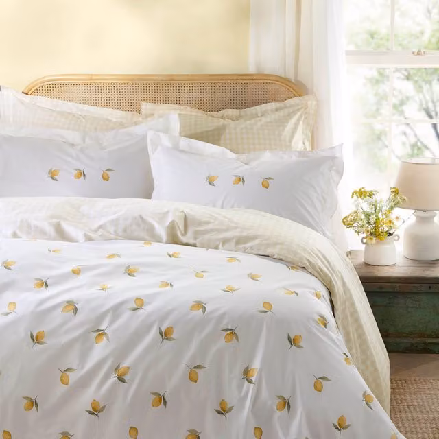 Sophie Allport Lemons Cotton Percale Duvet Cover Bedding Set in White and Yellow