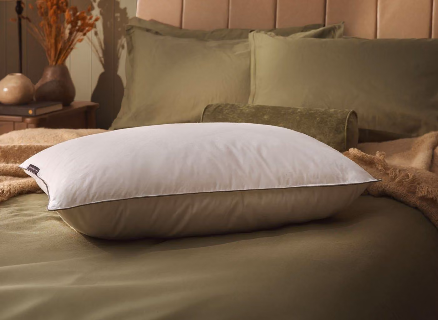 Sleepeezee Natural Comfort Medium Feather and Down Pillow in White