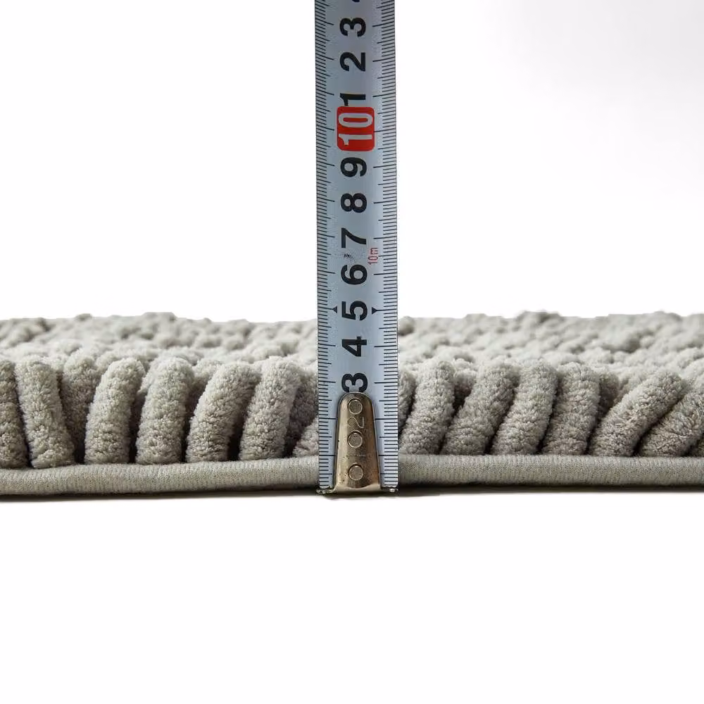 GAVENO CAVAILIA Grey Chenille Microfibre Non-Slip Bath Mat, W: 50 cm, D: 80 cm – 3