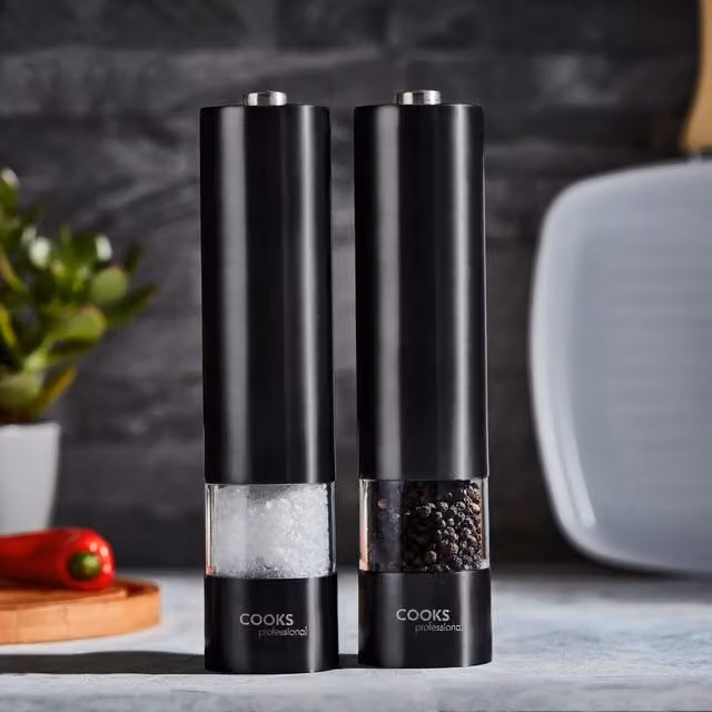 Cooks Professional Electric Stainless Steel Automatic Salt and Pepper Mill Set in Black