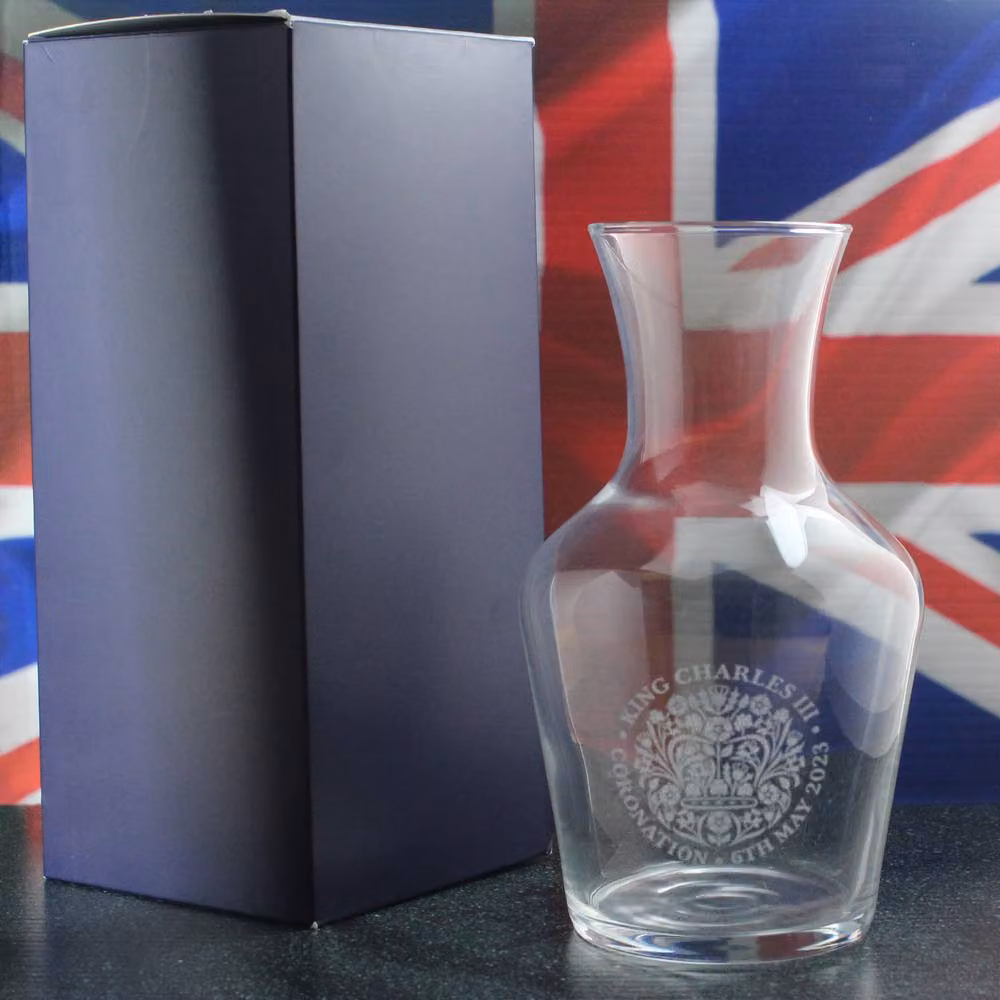 Uniqueful Personalised Engraved Commemorative Coronation of the King Glass Wine Carafe in Clear – 2