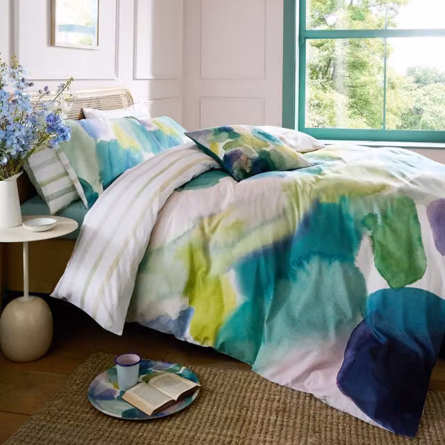 Bluebellgray Lochaber Reversible Striped Mako Satin Cotton Duvet Cover and Pillowcase Set in Multicolour