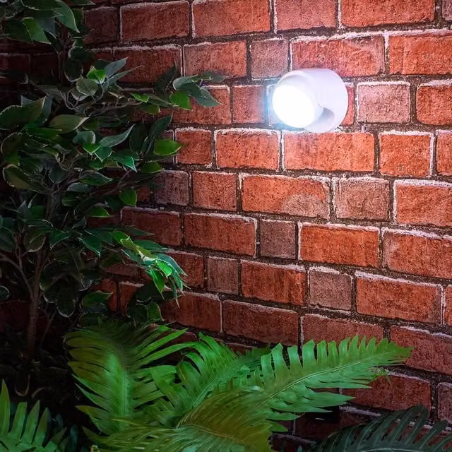 mysmartbuy Battery Powered PIR Motion Sensor LED Security Light in White, H9 x W9 x D9 cm