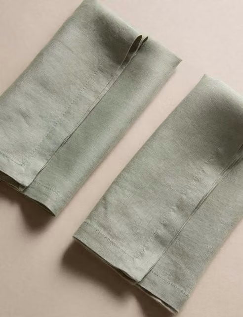 M&S Set of 2 Plain Pure Linen Napkins in Khaki