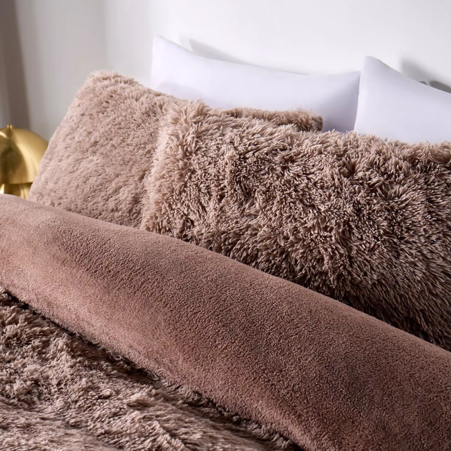 OHS Fluffy Fleece Duvet Cover and Pillowcase Set, Beige Microfibre Winter Bedding, W/D/H: 220 x 230 x 180 cm – 3