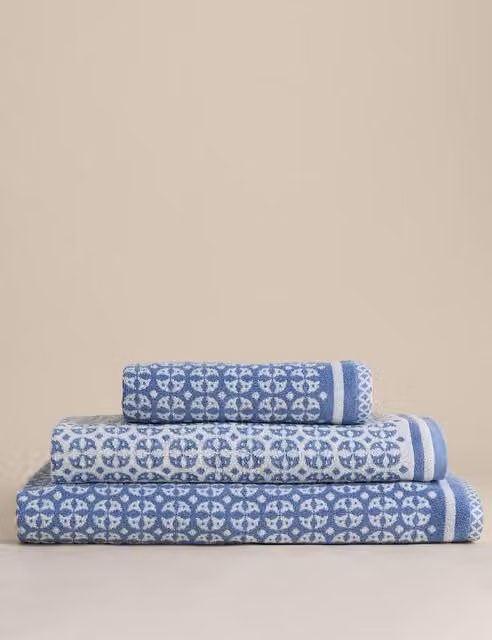M&S Fluffy Pure Cotton Geometric Circle Towel in Blue