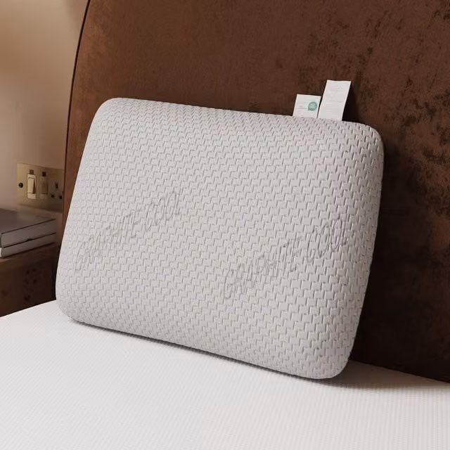 Rest Relax Soft White Memory Foam Orthopaedic Pillow with Cooling and Allergy Friendly Features