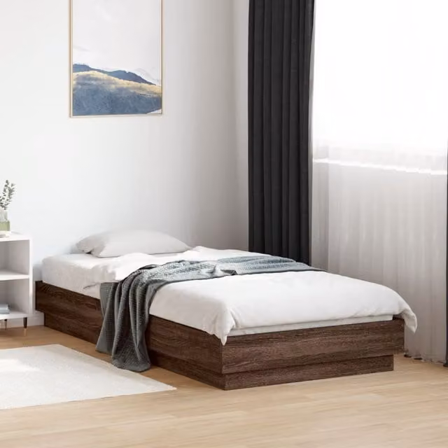 Berkfield Home Single Bed Frame in Brown Oak, Engineered Wood, W/D/H: 90 x 190 cm – 1