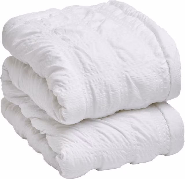 Sienna White Quilted Seersucker Bedspread Throw Blanket