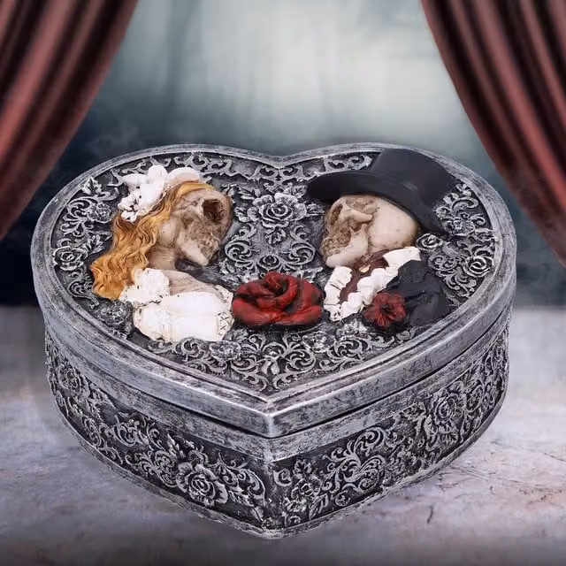 Nemesis Now Last Vow Skeleton Heart Trinket Jewellery Box in Silver, White and Red Metal