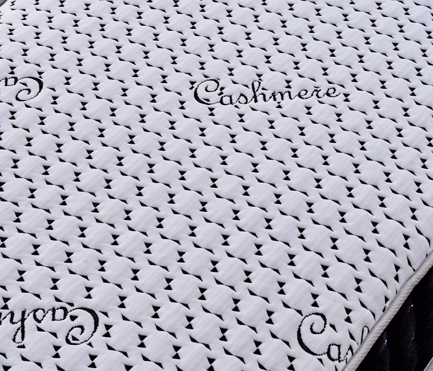 Starlight Beds Cashmere 1000 Pocket Natural Mattress in Black, Size: King, W/D/H: 180 x 200 cm – 2
