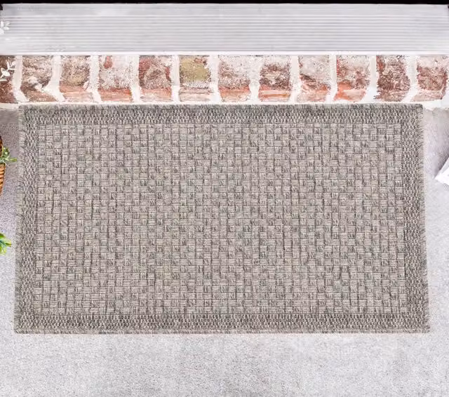 Desire Rugs Modern Checkerboard Waterproof Indoor Outdoor Rug, Silver and Grey, W: 50 cm, D: 80 cm