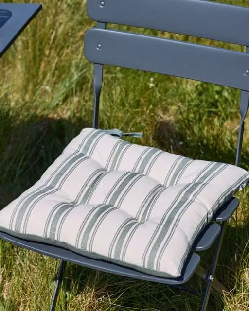 Dibor Set of 4 Green Cotton Quilted Reversible Water Repellent Indoor Outdoor Garden Chair Seat Pads W: 40 cm, D: 40 cm, H: 40 cm – 1