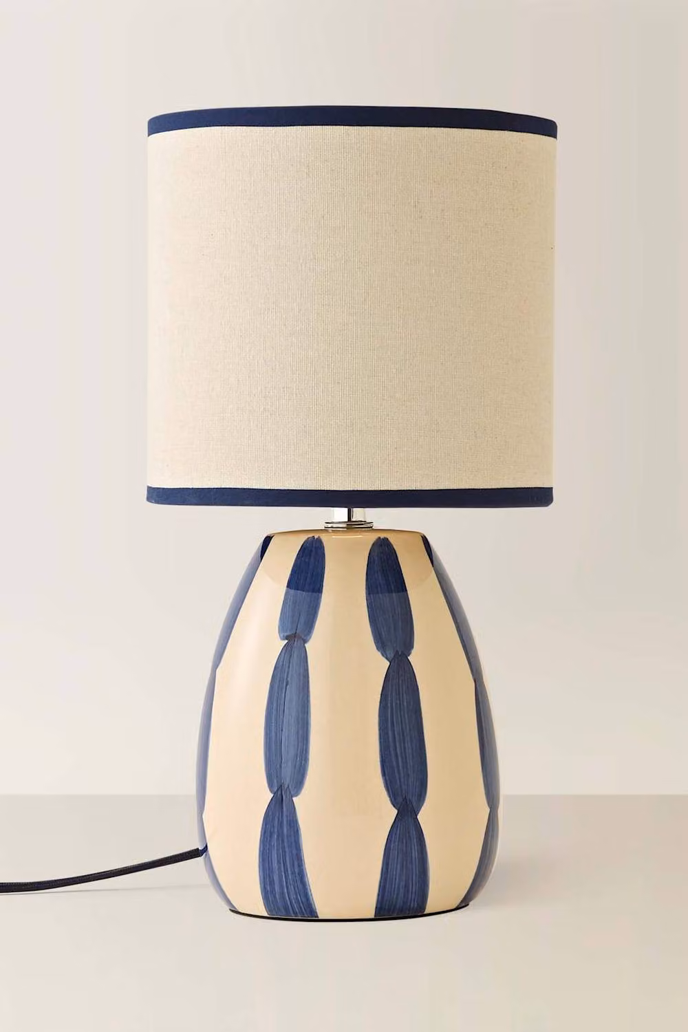 ValueLights Brynn Ceramic Stripe Table Lamp in Beige and Blue – 2