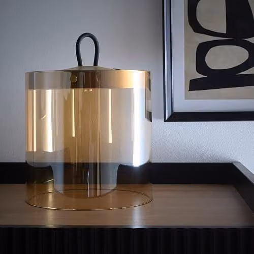 K LIVING Quito Rechargeable LED Tabletop Lamp with Champagne Tinted Glass and Antique Brass Finish – 1