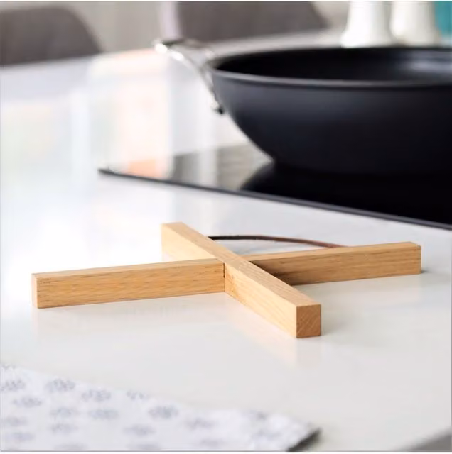 MijMoj Design Space Saving Kitchen Trivet in Light Oak Wood with Hanging Loop