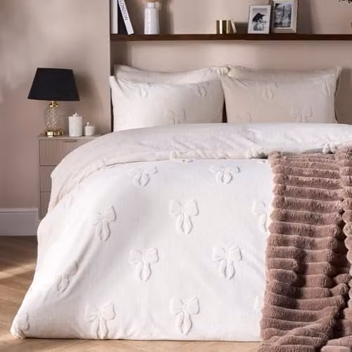 OHS Bows Tufted Teddy Fleece Duvet Cover Set and Pillowcases, Ivory, W/D/H: 180 x 200 cm