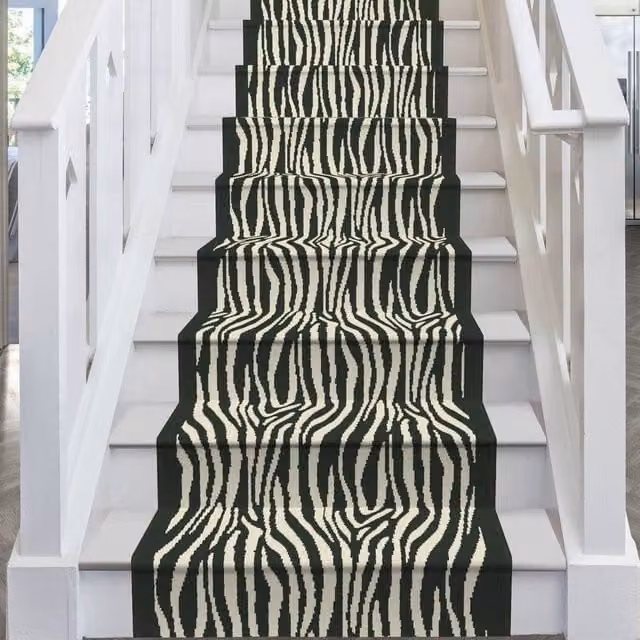 runrug Savannah Stair Runner Carpet in Black, W: 70 cm x L: 600 cm