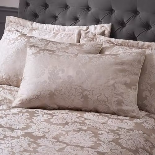 Catherine Lansfield Damask Jacquard Single Duvet Cover and Pillowcase Set, Gold, W/D/H: 135 x 200 cm, Pillowcase: 50 x 75 cm – 2