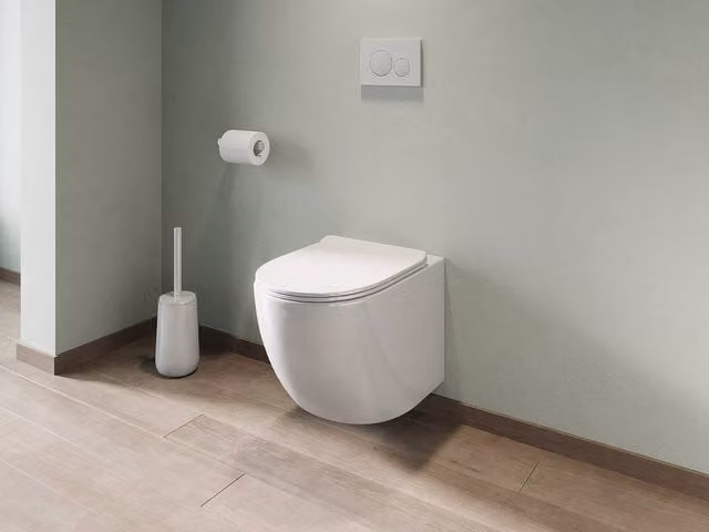 Vente-unique Javoine Rimless Gloss White Ceramic Wall-Hung WC with Soft Close Seat, W/D/H: 36.0 x 53.5 x 30.0 cm – 1