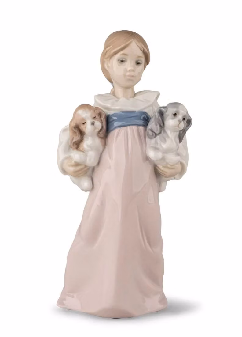 Lladró Arms Full of Love Girl Porcelain Figurine in Pink