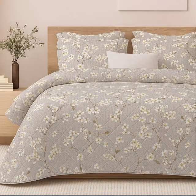 Velosso Breathable Summer Quilt and Pillowcase Set, 2.0 Tog, Beige and Orange