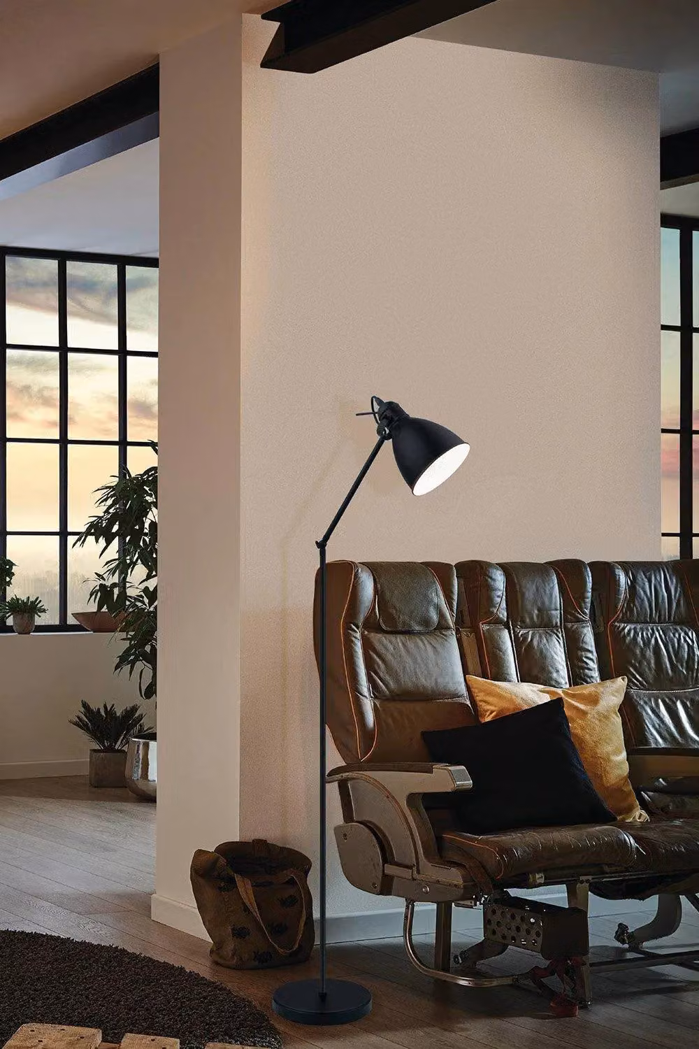 Eglo Priddy Industrial Metal Floor Lamp in Black, Height: 137 cm – 3