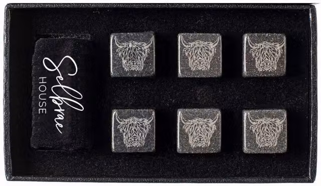 Selbrae House Set of 6 Engraved Highland Cow Whisky Stones in Grey and Black – 1