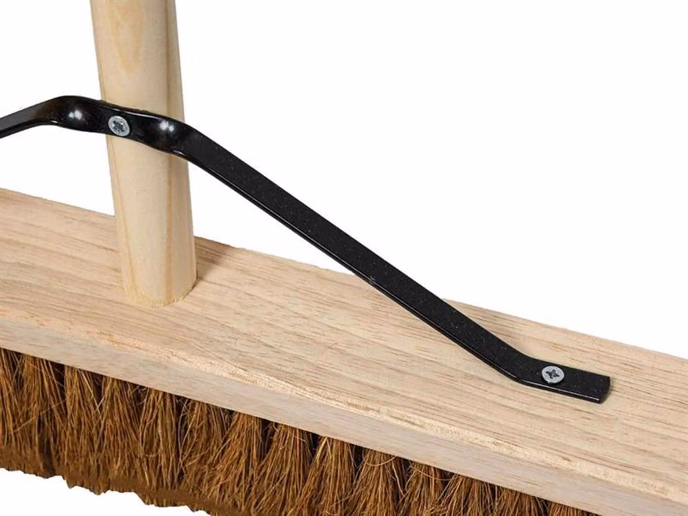 Faithfull Soft Coco Broom in Brown, 90 cm – 2